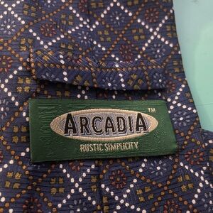 Arcadia Navy and White Geometric vessels g silk tie